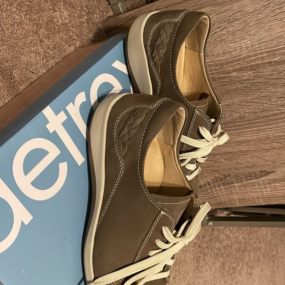 Aetrex Dana sneaker - Picture 2 of 8